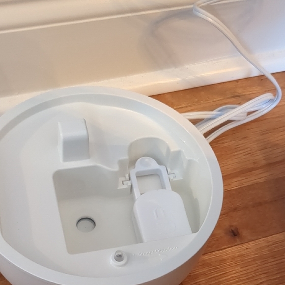 Pure Humidifier And Diffuser - Picture 3 of 5